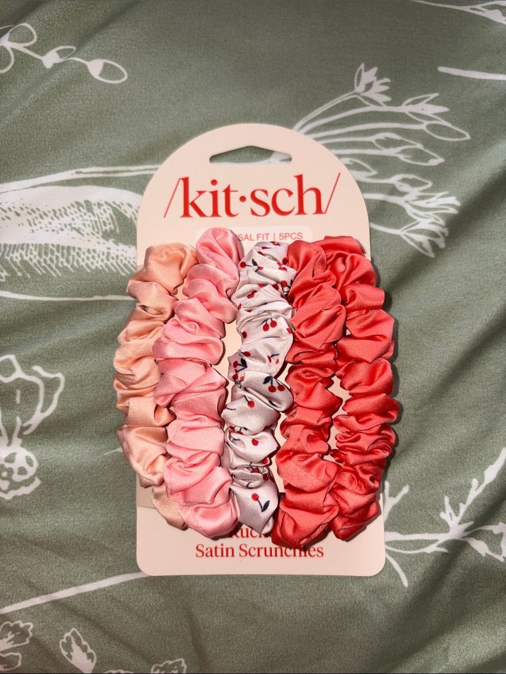 Kitsch Kids Satin Scrunchie Set â Peach, Light Pink & Coral Cherry Print